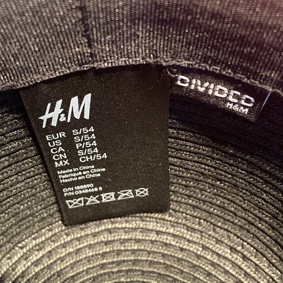 H&M Divided Black Straw Fedora Floppy Hat - Picture 2 of 3